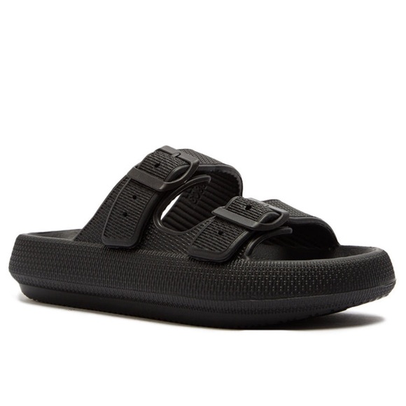 Qupid Shoes - Qupid KEY-01 Women's Black Vinyl 2-Band Buckle Platform Padded Slide Sandals 7